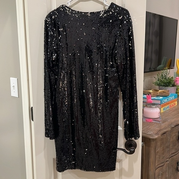 Black Sequin Dress (L) NWT - Picture 3 of 3
